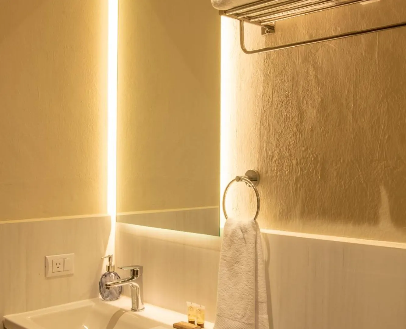 Hotel Casa Carmina By Ahs Antigua