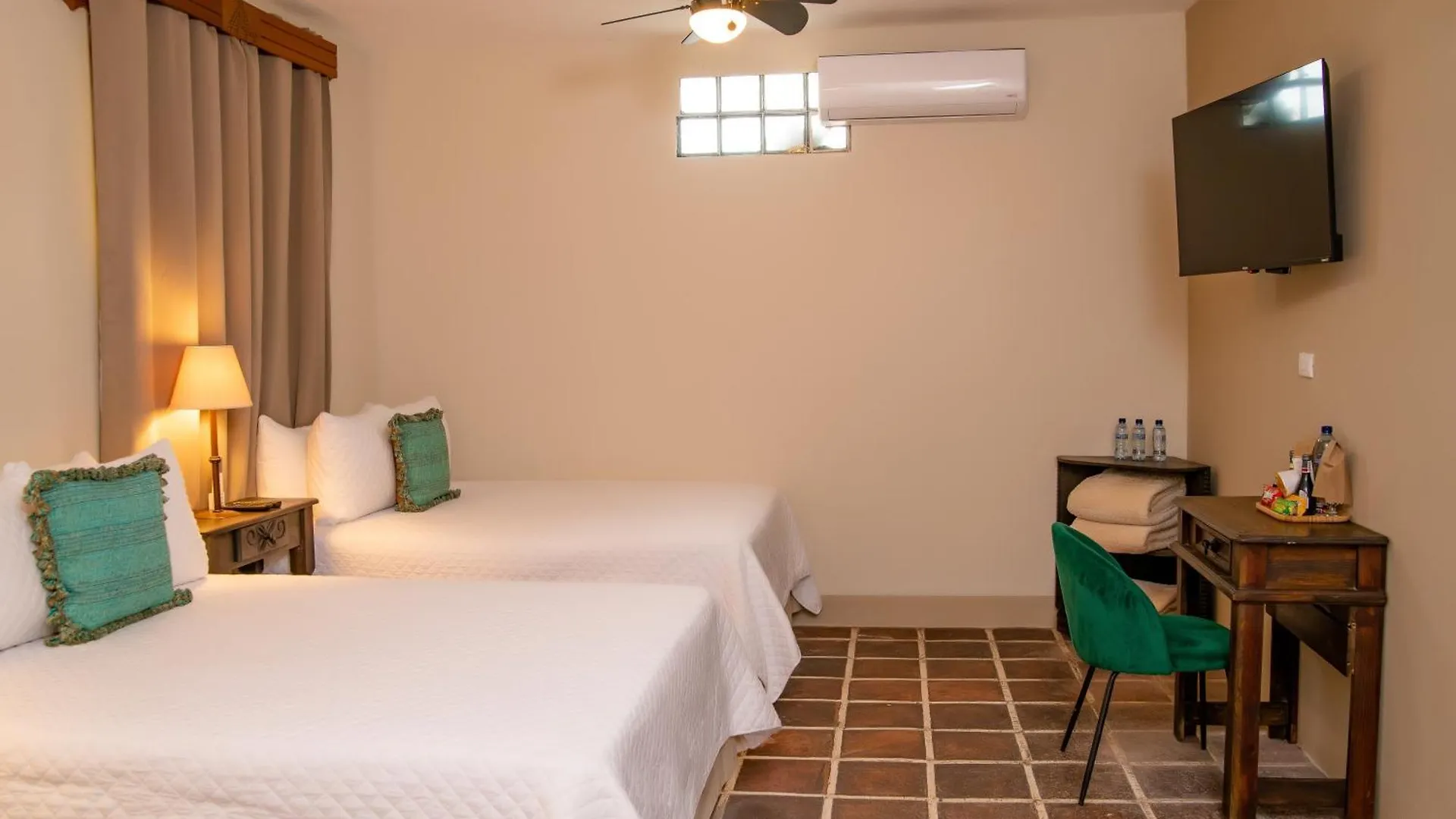 Hotel Casa Carmina By Ahs Antigua
