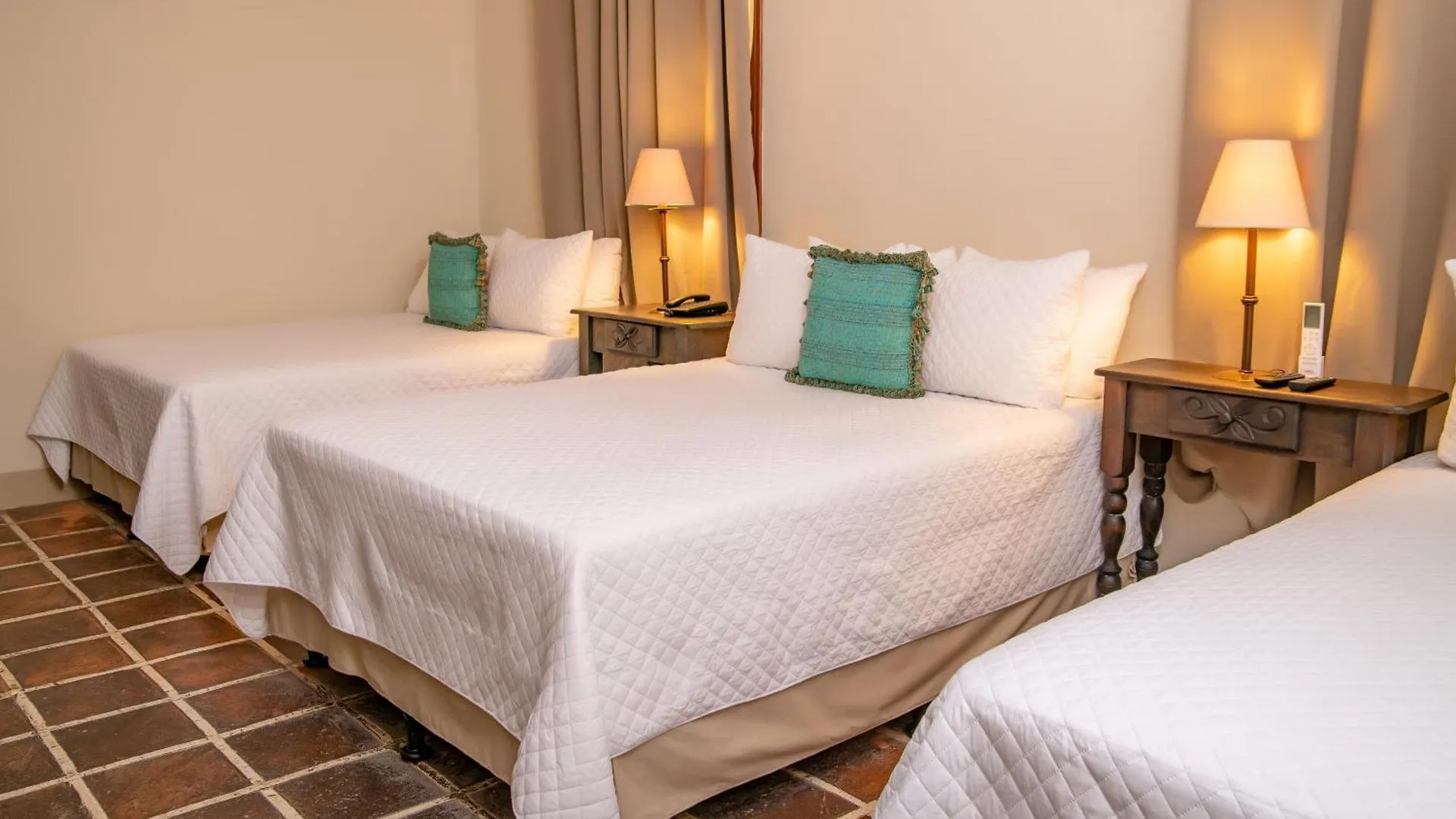 Hotel Casa Carmina By Ahs Antigua